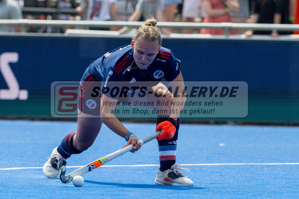 Final4_20250531-1211-Z09_2351 | Krefeld, Deutschland, 31.05.2025:  Feldhockey Final4 2025 – „Deutsche Feldhockey-Meisterschaften 2025“ im Gerd-Wellen-Hockeyanlage am 31.05.2025 in Krefeld, Deutschland. (Foto von Kramhöller/Fehrmann/Kaste)Krefeld, Germany, 31.05.2025: Feldhockey Final4 2025 – „Deutsche Feldhockey-Meisterschaften 2025“ in Gerd-Wellen-Hockeyanlage at 31.05.2025 in Krefeld, Deutschland. (Foto from Kramhöller/Fehrmann/Kaste)