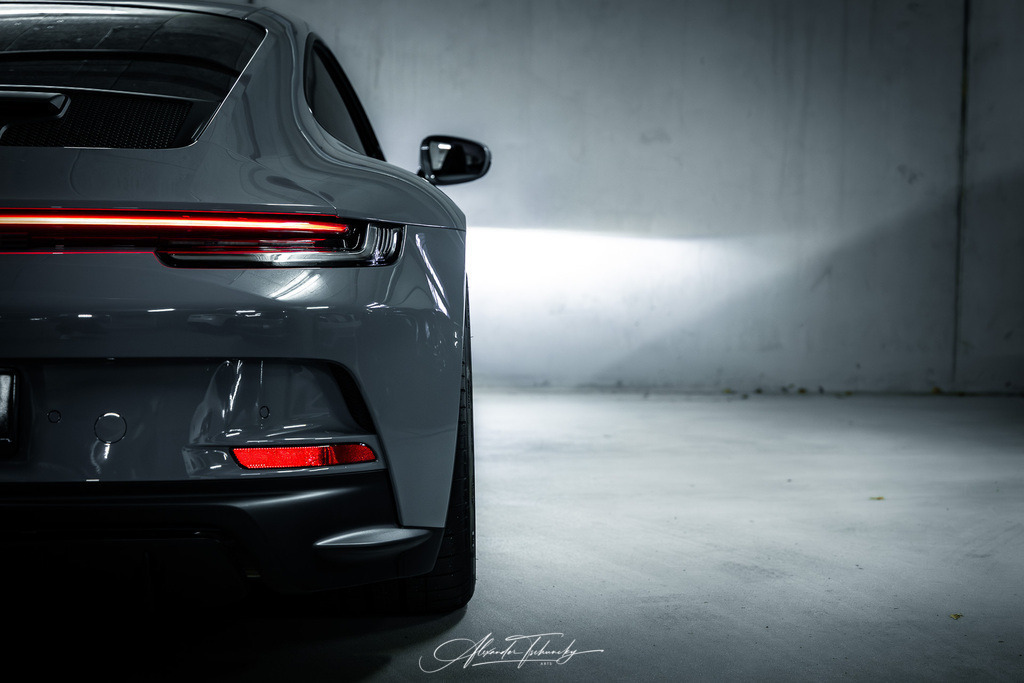 911 GT3 Touring Clausi | Entdecken Sie die faszinierende Welt von Alexander Tschuncky Arts: Kreative Fotografie, atemberaubende Automobilkunst und hochwertiger Bilderdruck. Lassen Sie sich inspirieren! - Realisiert mit Pictrs.com
