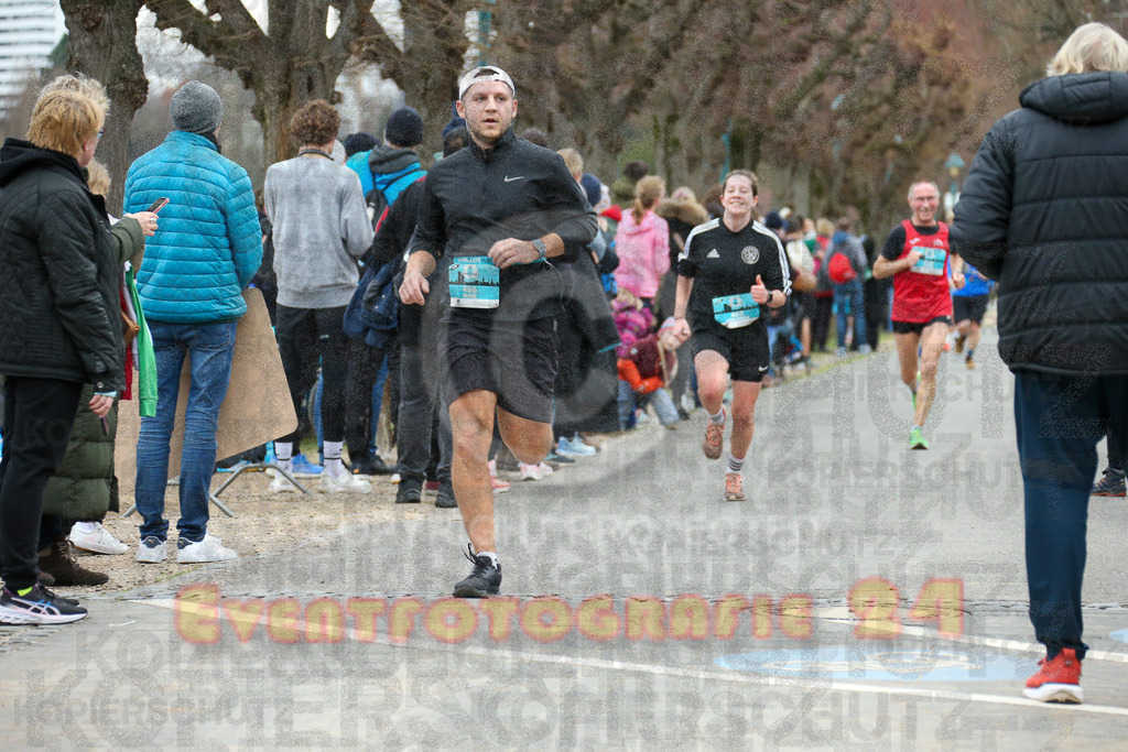 231231_1204_EX1_5451 | Sportfotografie im Rhein-Sieg Kreis, Köln, Bonn, NRW, Rheinland Pfalz, Hessen, etc. Unser Tätigkeitsfeld umfasst den Laufsport vom Volkslauf über den Marathon, Duathlon, Triathon bis zum Ultralauf wie Kölnpfad Ultra oder Schindertrail.