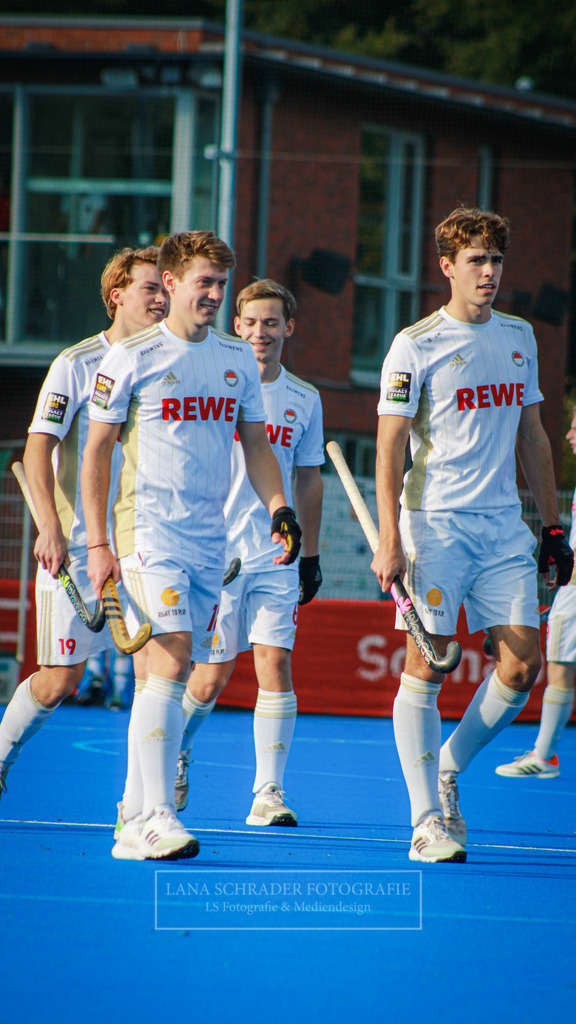 Rot - Weiß Köln - Crefelder HTC 08.10.22-64 | lanaschraderfotografie - Realisiert mit Pictrs.com