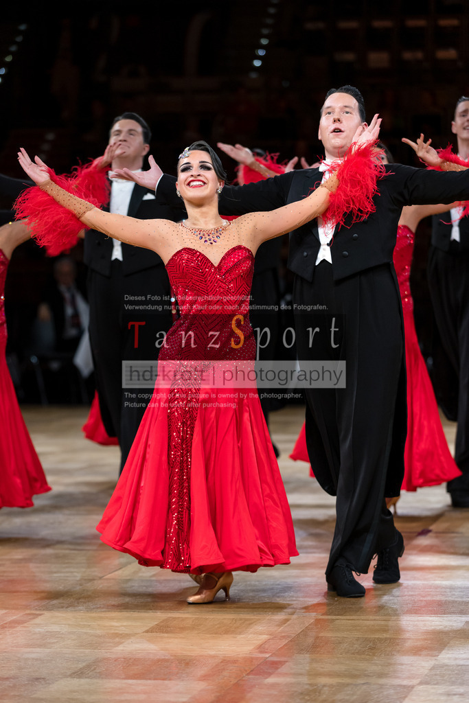 20241109_DM-Formationen_Vorrunde_2961 | Tanzsportbilder, Standardtanz, Lateintanz, WDSF, DTV, LTVB, dancecomp, goc, hessen tanzt, blaues band der spree, walzer, tango, wiener walzer, slowfox, quickstepp, samba, rumba, cha-cha-cha, paso doble. jive, hd-kroft photography, turniertanzsport