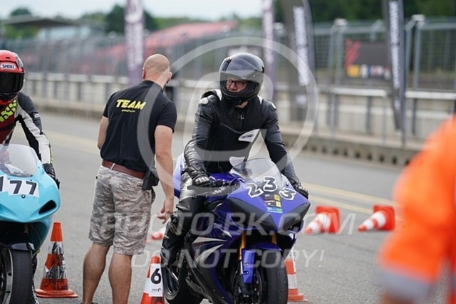 2024_08_02_PBK_10282 | Sportfotografie; SlowMotion; Video; Rennstrecke; Hafeneger; Speer; Racing; RSE; BMW; CBO; Trackday; Motorsportarena; Hockenheimring; Brno; Most; Barcelona; Valencia