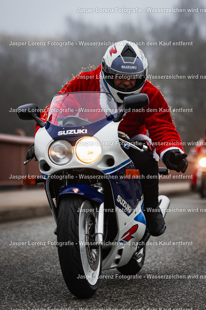 X-Mas Ride I Kiel I 2025 | Jasper Lorenz Fotografie - Realisiert mit Pictrs.com