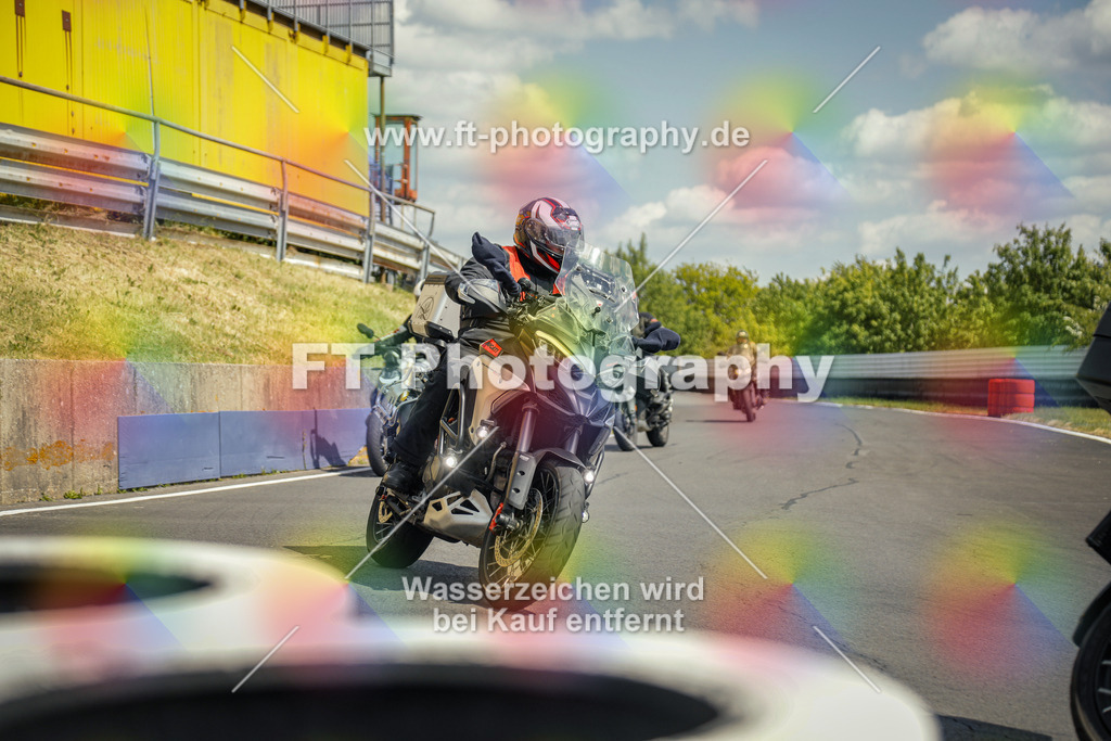 OBK_Mai_Justin_Uwe-10972 | Hier findet Ihr Bilder von Touristenfahrten auf der Nürburgring Nordschleife oder von anderen Veranstaltungen die ich besucht habe. Viel Spass beim Durch Schauen 