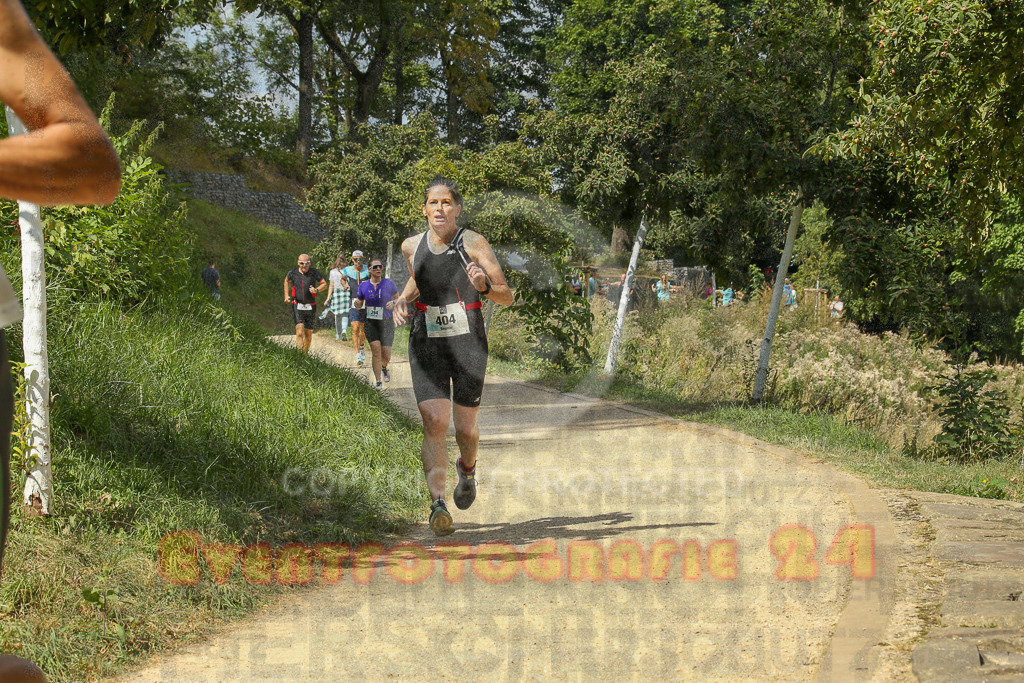 250824_1336_EX1_2973 | Sportfotografie im Rhein-Sieg Kreis, Köln, Bonn, NRW, Rheinland Pfalz, Hessen, etc. Unser Tätigkeitsfeld umfasst den Laufsport vom Volkslauf über den Marathon, Duathlon, Triathon bis zum Ultralauf wie Kölnpfad Ultra oder Schindertrail.