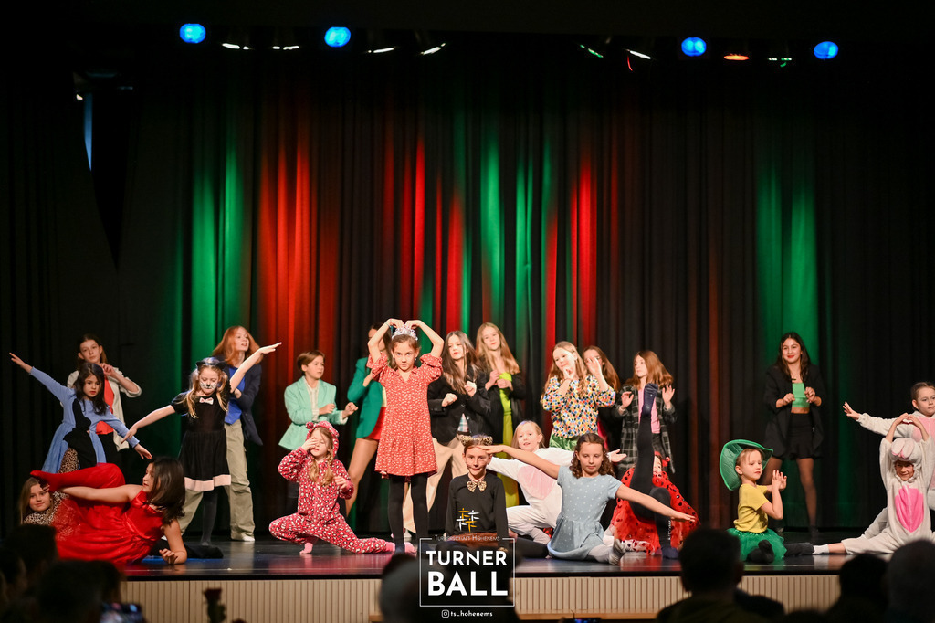 DSC_8651 | "Fussifoto.com – Ihr Ansprechpartner für hochwertige Fotografie! Entdecken Sie kreative Bilder und professionelle Dienstleistungen. Kontaktieren Sie uns für Ihre Projekte!"