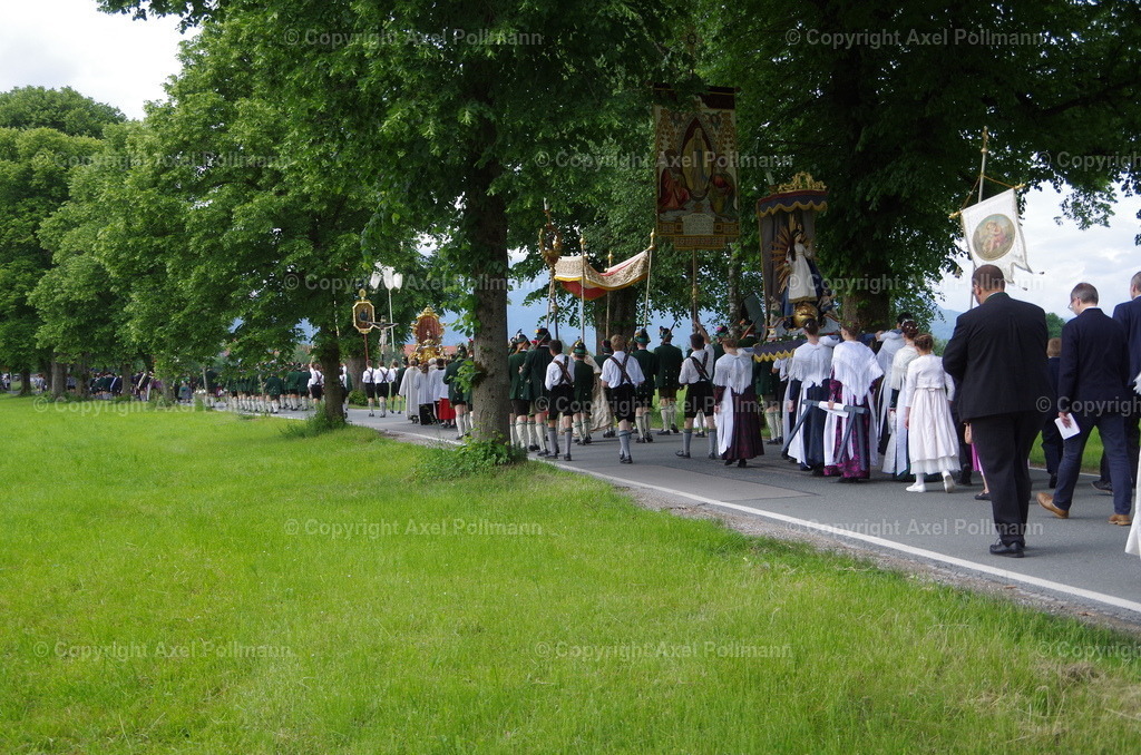 IMGP6743 | fotografiert von Axel PollmannLeonhardi Wallfahrt Benediktbeuern und Murnau, Fronleichnam, Fasching, Landschaft im Loisachtal und Benediktbeuern  - Realisiert mit Pictrs.com
