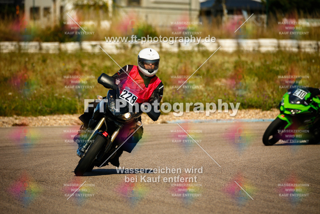 _MOT8866 | Hier findet Ihr Bilder von Touristenfahrten auf der Nürburgring Nordschleife oder von anderen Veranstaltungen die ich besucht habe. Viel Spass beim Durch Schauen 