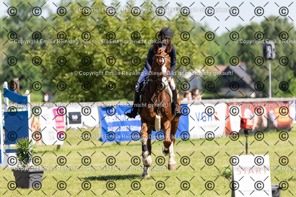 CL5A1071 | Emilia Reinking Fotografie - Realisiert mit Pictrs.com