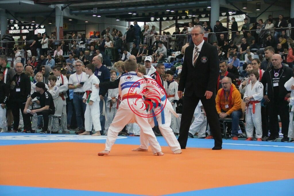 MSY-2022-10-29-7854 | Fotos vom Adler Cup - Pictures from Adler Cup

Hier findet Ihr alle Eindrücke und großen Momente der Adler Cup Wochenenden. Here you will find all impressions and great moments of the Adler Cup weekends. - Realisiert mit Pictrs.com