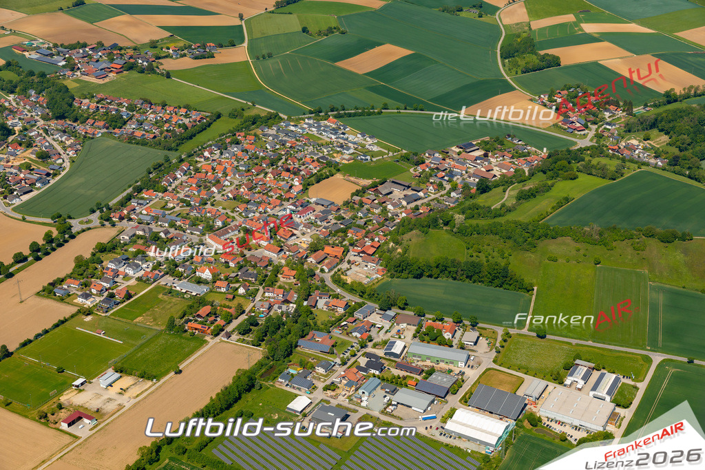 -Weng-2024-75 | Die Luftbild Suche. Hier finden Sie Luftaufnahmen, Drohnen und Schrägluftbilder von Städten und Orte. Aktuelle + Archiv Luftbilder auch mit Lizenz.