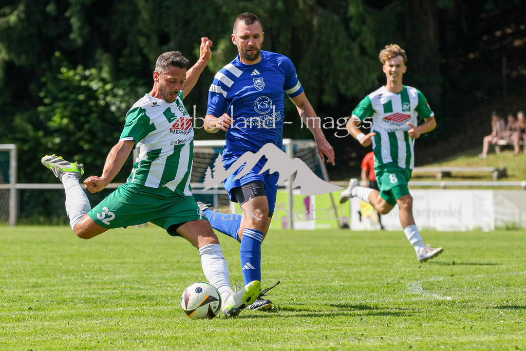 993T7781 | Medien- Sport- Entertainmentfotos