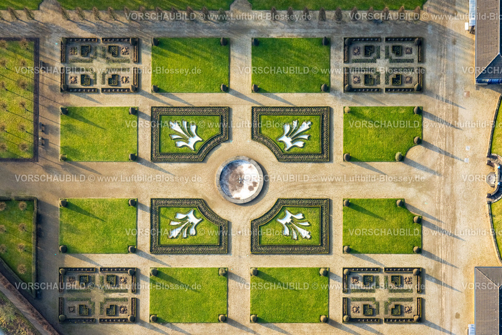 Kamp-Lintfort260101468 | Luftbild, Abteikirche Kloster Kamp, kath. Kirche und Terrassengarten, Formen und Farben, Kamperbrück, Kamp-Lintfort, Ruhrgebiet, Nordrhein-Westfalen, Deutschland