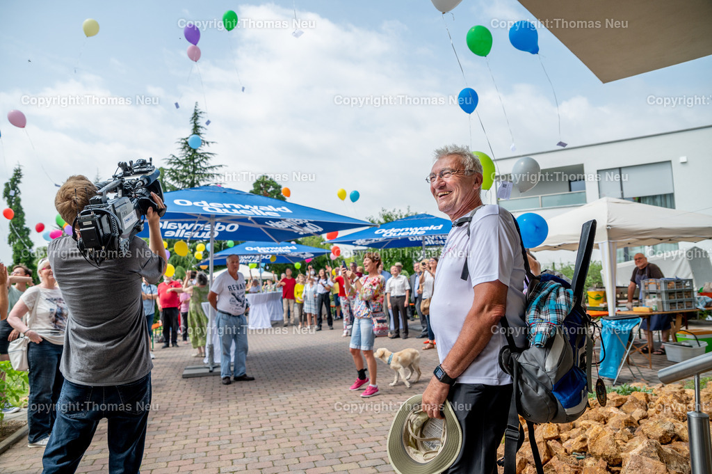 DSC_8679 | Zieleinlauf des Hospizlaufes mit  Gunter Lutzi, - zugleich Unterstützer-Fest (statt Sommerfest) des Hospizes - bitte etwas Zeit mitbringen , 
,, Bild: Thomas Neu