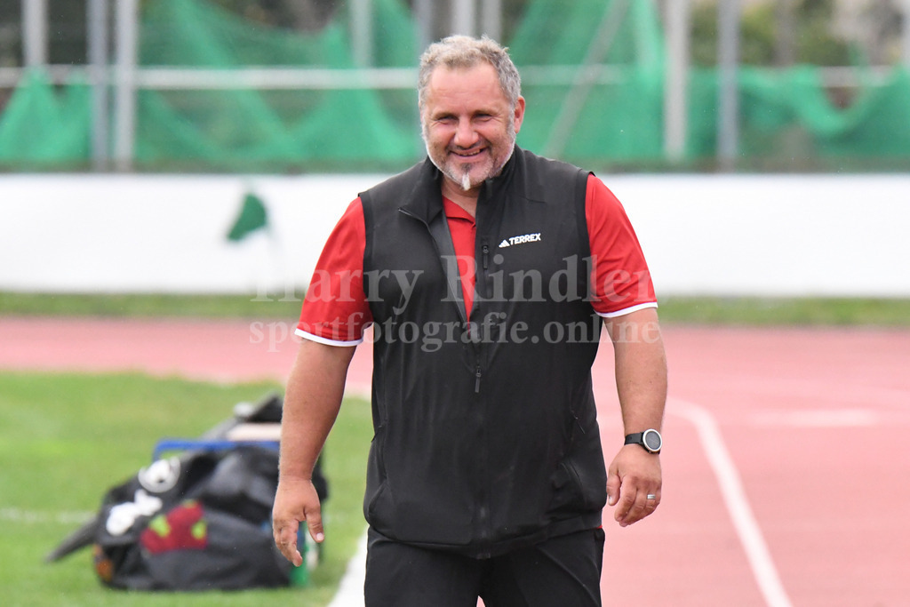SpVgg GW Deggendorf : TSV Mauth | Christian Pauli (Trainer TSV Mauth) - Realisiert mit Pictrs.com