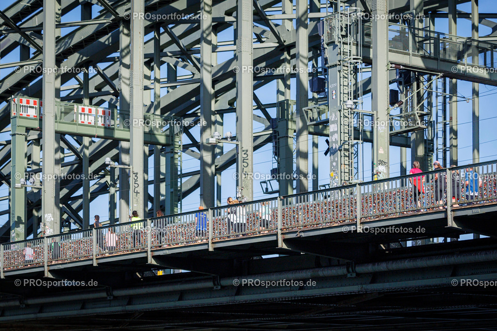 Brückenlauf Halbmarathon des ASV Köln; Köln, 14.09.25 | Impressionen vom Brückenlauf Halbmarathon des ASV Köln am 14.09.25 in Köln (Deutschland). Foto: BEAUTIFUL SPORTS/Bernd Hoffmann