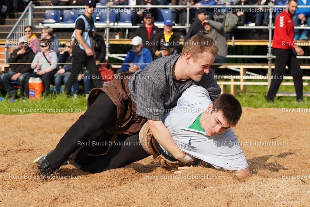 13 | René Burch leidenschaftlicher Fotograf aus Kerns in Obwalden.  Hier finden sie Sport, Landschaft und Natur Fotografie.
 - Realisiert mit Pictrs.com