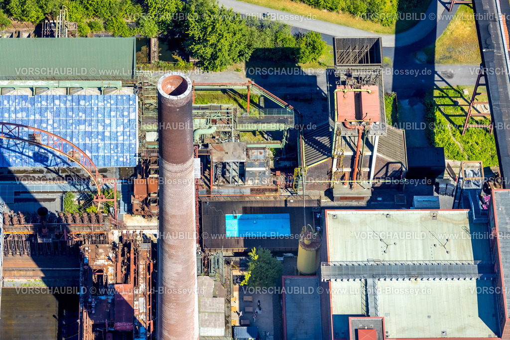 Essen230702513 | Luftbild, Werksschwimmbad der Zeche Zollverein, UNESCO-Welterbe, Architekturdenkmal und Industriedenkmal, Stoppenberg, Essen, Ruhrgebiet, Nordrhein-Westfalen, Deutschland
