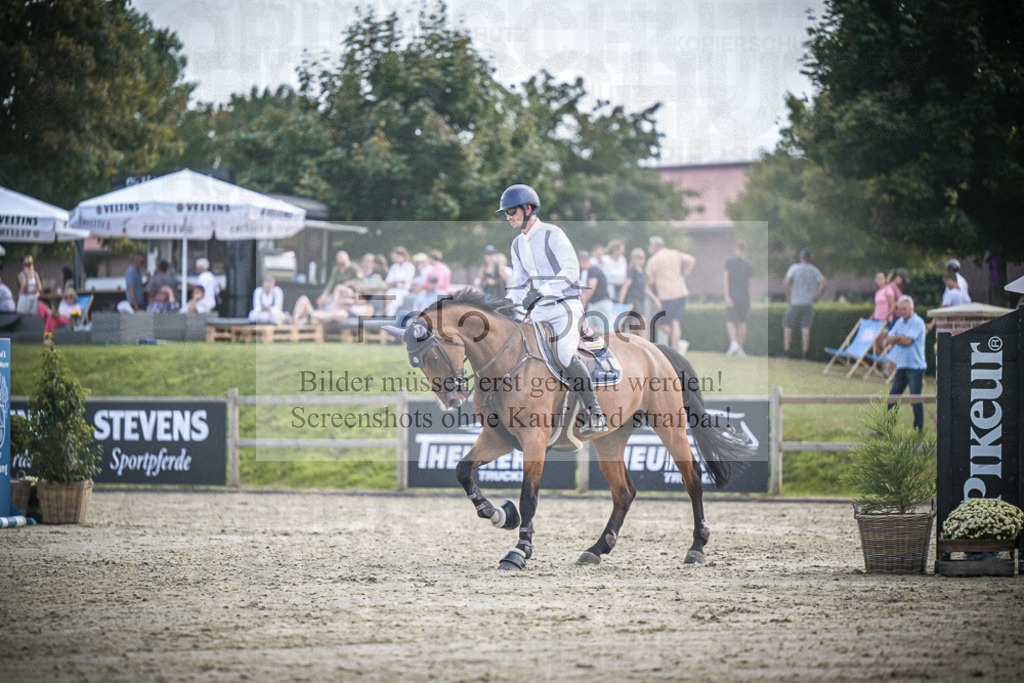 DOS_0537 | Entdecke hochwertige Reitturnierfotos von Foto Oger. Professionell, emotional und authentisch – jetzt Lieblingsmomente im Shop bestellen.Deutschlandweite Turnierfotografie. - Realisiert mit Pictrs.com