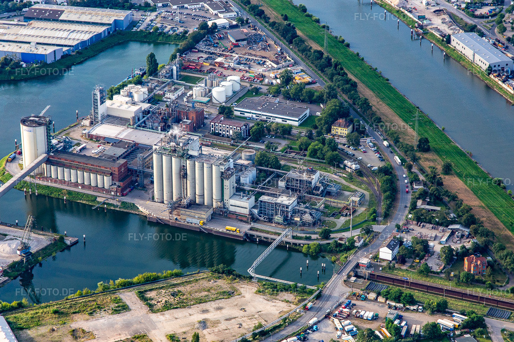 Luftbild: Bunge Deutschland GmbH an der Kammerschleuse des Neckar im Ortsteil Neckarstadt-West in Mannheim im Bundesland Baden-Württemberg in Deutschland. Foto: IMG_142771.jpg vom 19.07.2024 durch Werner Riehm/FLY-FOTO.deDeutschland