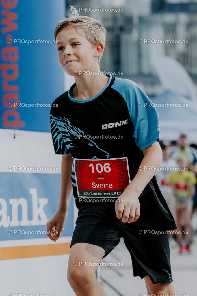 240825_Treppenlauf-127 | Professionelle Fotos Ihrer Laufsportveranstaltung.