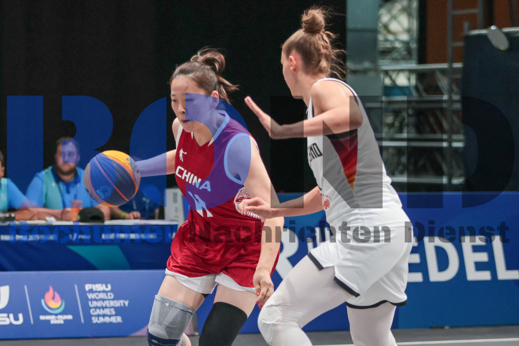 SES_RRG3x320250720-205 | bond - Realisiert mit Pictrs.com