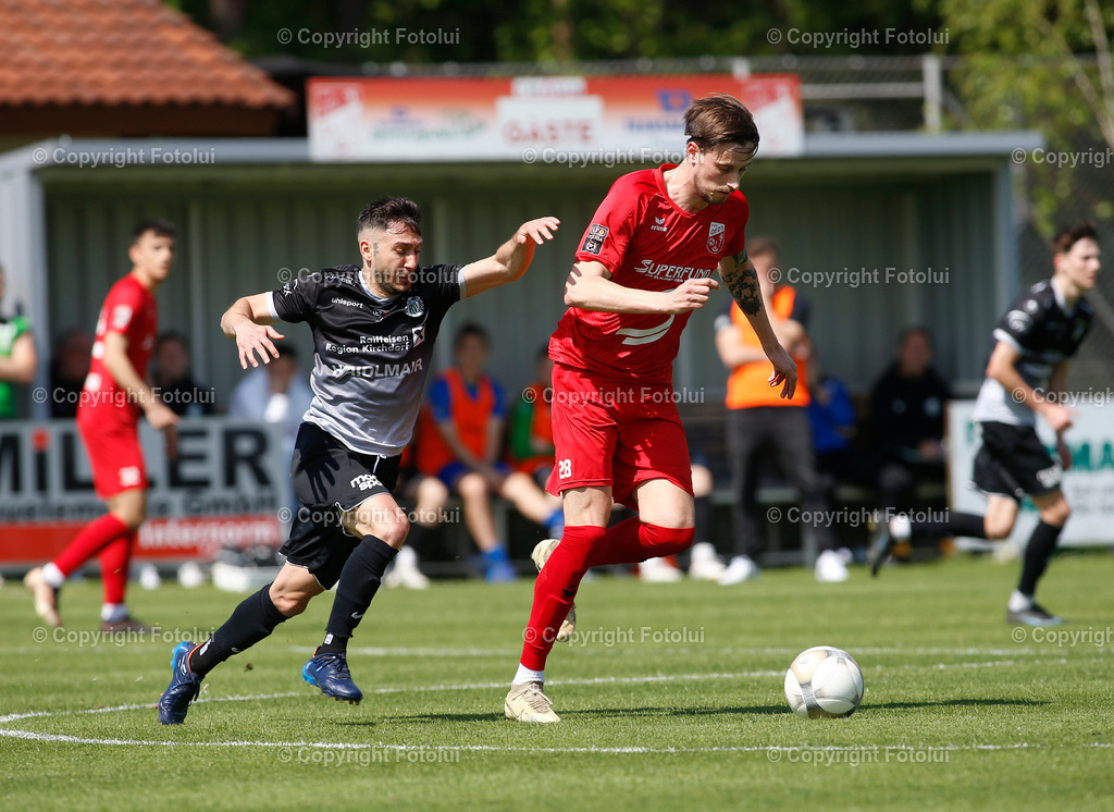 A_LUI_130523_05 | SPORT,FUSSBALL, LT1 OOE LIGA ASKOE OEDT-SV GW MICHELDORF 13.05.2023 IM BILD:  ELVIR HUSKIC (OEDT) UND TROJAN MALOKU (MICHELDORF) FOTO:FOTOLUI