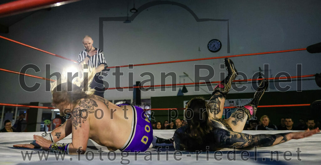 2023-03-11_040_EWS_Wrestling_ERDING | Erding, Deutschland, 11.03.2023:
Wrestling, Saison 2023, EWS Wrestling ERDING

Foto: Christian Riedel / fotografie-riedel.net