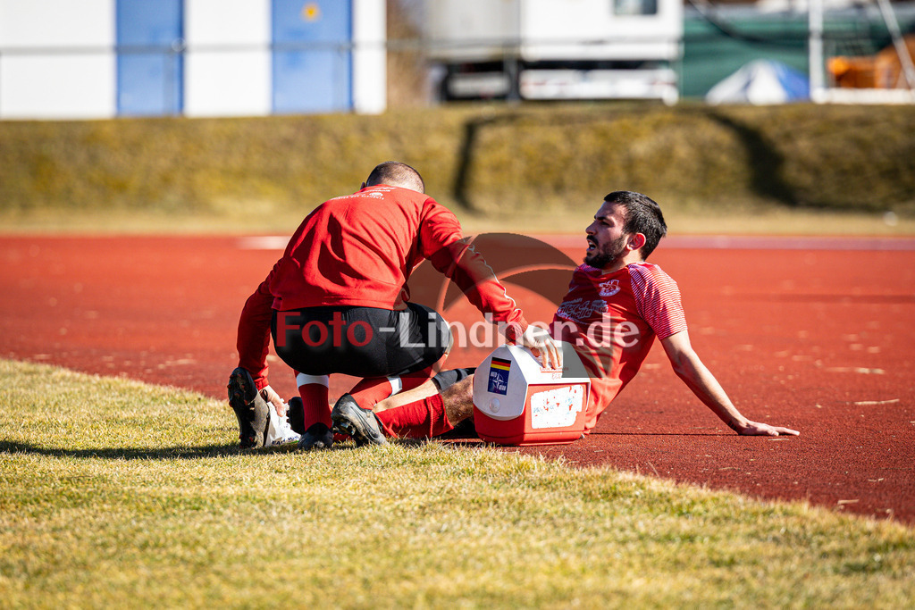TSV Peißenberg gegen SV Eurasburg-Beuerberg | Fußball Kreisliga Herren Oberbayern Zugspitze Gruppe 1 2025/26, TSV Peißenberg gegen SV Eurasburg-Beuerberg, 20250309,Verletzung und Auswechslung Dennis MULAJ (TSV Peißenberg 9),2025-03-09 in Peißenberg (Sportpark Peißenberg), Dennis MULAJ (TSV Peißenberg 9)Copyright: WolfgangxLindner www.foto-lindner.de