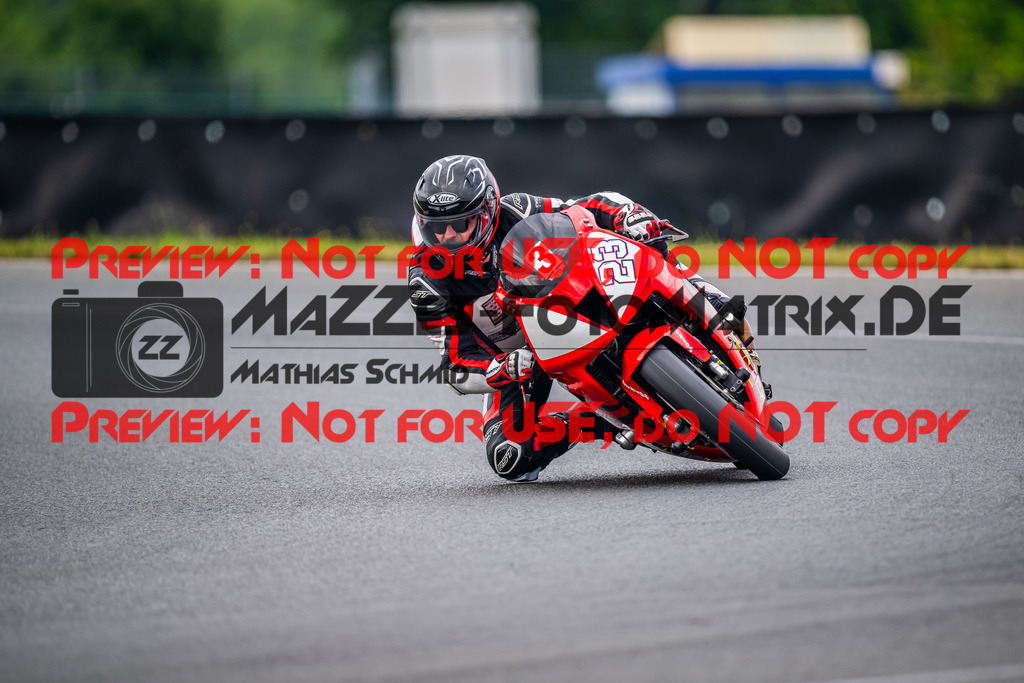 MaZZes_FotoMatrix_240724_6007705_3715 | ROT