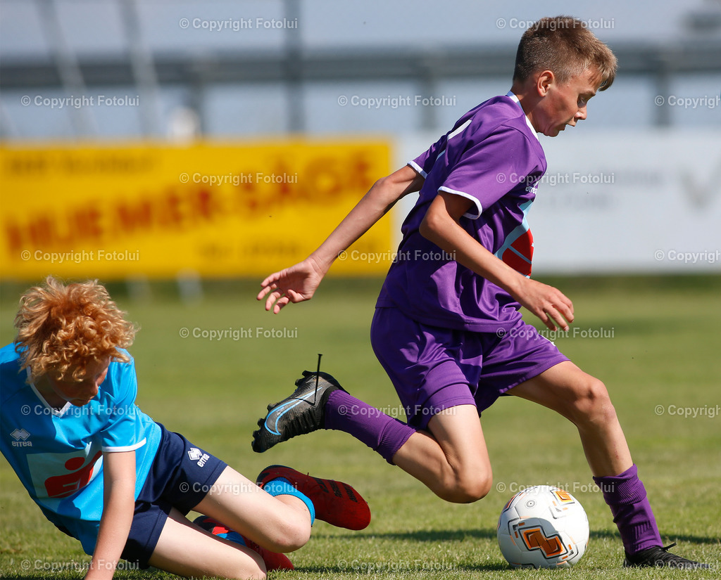 A_LUI_010622_80 | SPORT,FUSSBALL,SPARKASSE SCHUELERLIGA LANDESFINALE 2022 PETTENBACH 01.06.2022 IM BILD: (LAMBACH VIOLETT) UND (ROHRBACH BLAU) FOTO.FOTOLUI