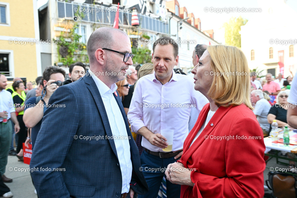 SPOe-Wahlkampfauftakt zur Nationalratswahl 2024_ 29.08.2024-16 | 29.08.2024, Linz, AUT, SPOE Wahlkampfauftakt zur Nationalratswahl 2024 in Linz im Bild Dietmar Prammer (SP, Stadtrat, Buergermeisterkandidat für Linz), Philip Kucher (SP, NAbg., Klubvorsitzender), Doris Bures (SP, 2. Praesidentin des Nationalrates)