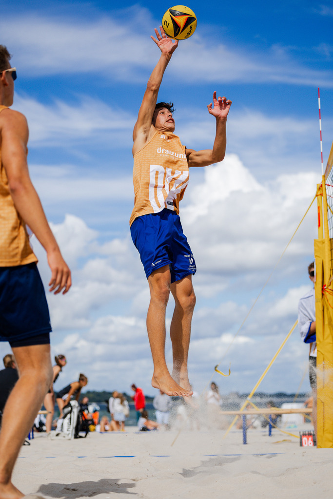 Beachvolleyball I Saison 2026 I Deutsche Meisterschaft U19 I 1. Tag | Jasper Lorenz Fotografie - Realisiert mit Pictrs.com
