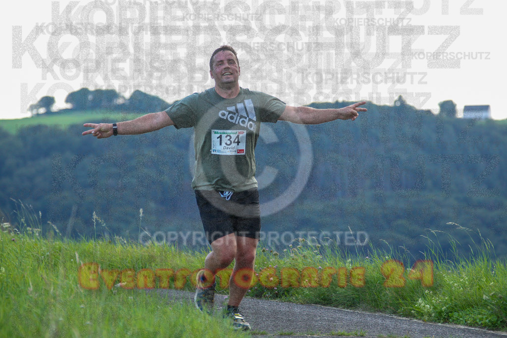 230804_1908_EV4_4151 | Sportfotografie im Rhein-Sieg Kreis, Köln, Bonn, NRW, Rheinland Pfalz, Hessen, etc. Unser Tätigkeitsfeld umfasst den Laufsport vom Volkslauf über den Marathon, Duathlon, Triathon bis zum Ultralauf wie Kölnpfad Ultra oder Schindertrail.