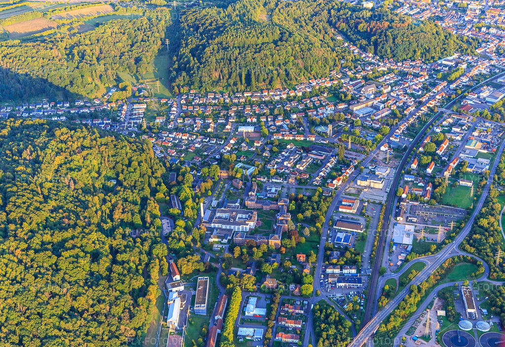 Luftbild: Stadtansicht von Norden in Merzig im Bundesland Saarland in Deutschland. Foto: IMG_149609.jpg vom 05.09.2025 durch Werner Riehm/FLY-FOTO.de