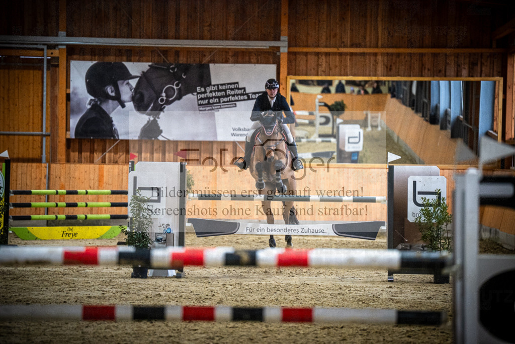 DOS_1505 | Entdecke hochwertige Reitturnierfotos von Foto Oger. Professionell, emotional und authentisch – jetzt Lieblingsmomente im Shop bestellen.Deutschlandweite Turnierfotografie. - Realisiert mit Pictrs.com