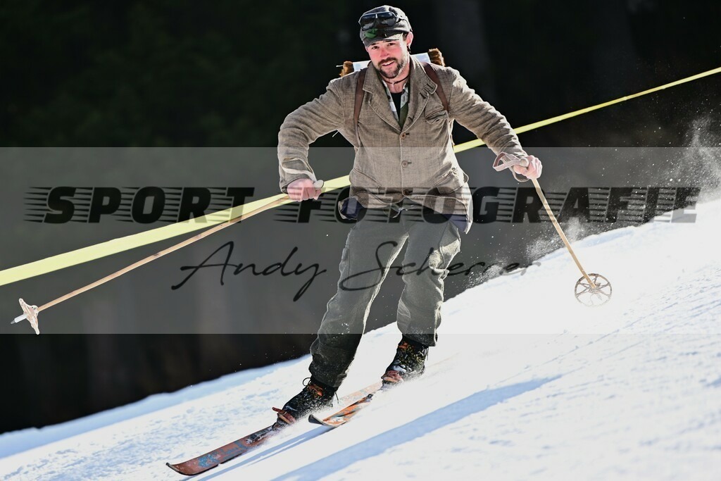 DSC_8386a | Kaufen Sie Sportbilder im Onlineshop von Andy Scherrer Sportfotografie. Faszinierende Bilder von Sportevents aus der ganzen Schweiz. Fussball, Frauenfussball, Unihockey, Handball, Schwingen und weiteren Sportarten. - Realisiert mit Pictrs.com