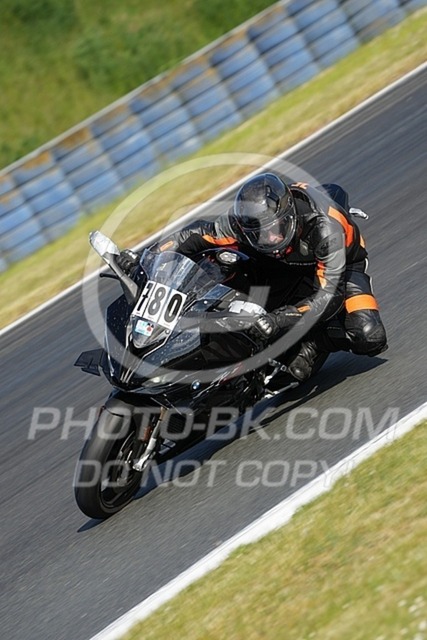 2025_05_12_PBK_15007 | Sportfotografie; SlowMotion; Video; Rennstrecke; Hafeneger; Speer; Racing; RSE; BMW; CBO; Trackday; Motorsportarena; Hockenheimring; Brno; Most; Barcelona; Valencia