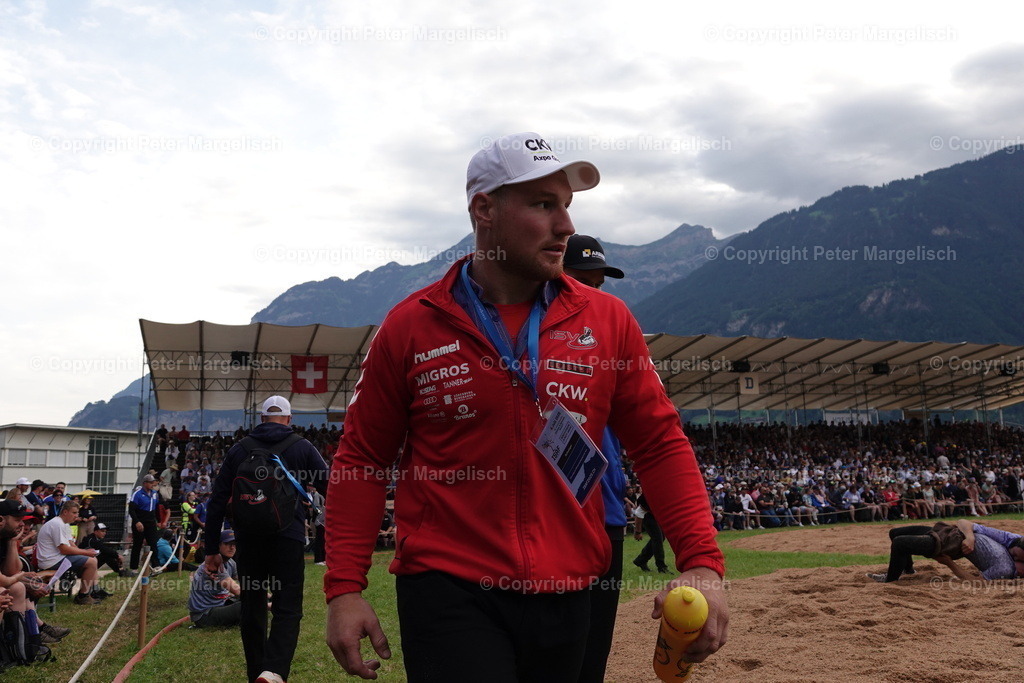 DSC01161 | Schwingen - Realisiert mit Pictrs.com