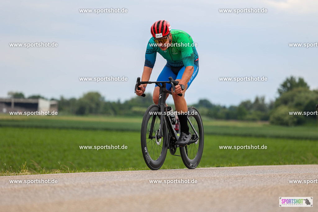 BR8A6145 | Stadttriathlon Erding 2025. #yourpictrs #sportshot_your_pictrs @Sportshotphotography #stadttriathlonerding Copyright: www.sportshot.de