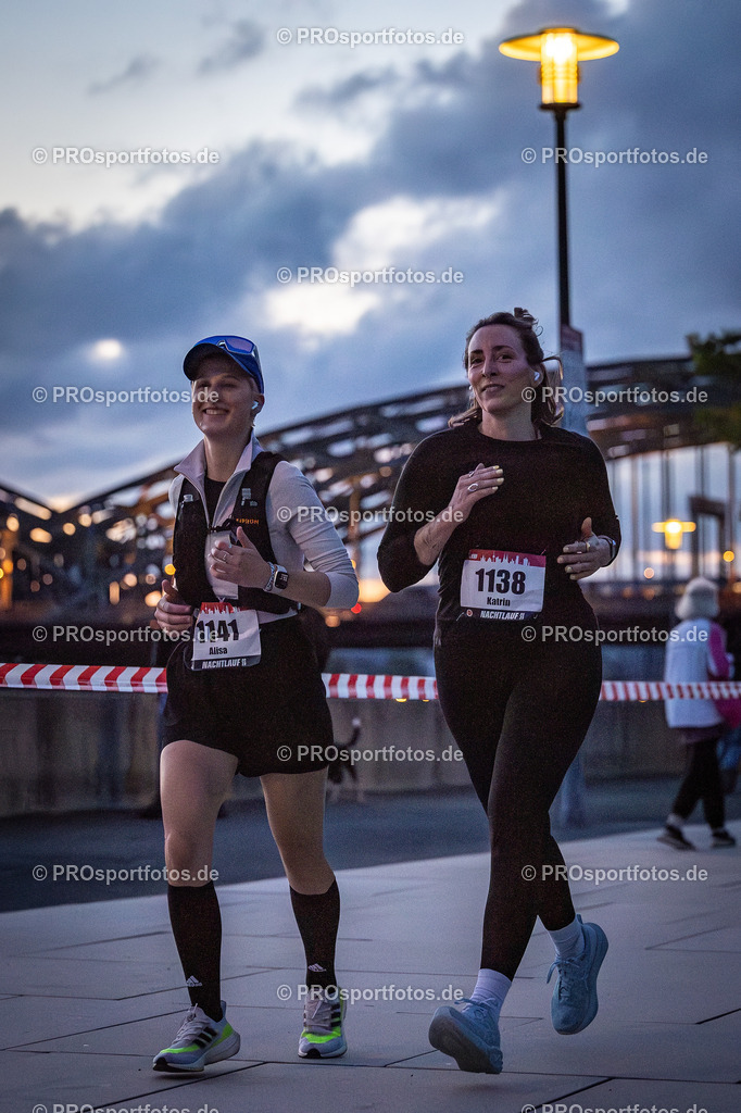 22. ASV Nachtlauf; Koeln, 28.05.25 | Impressionen vom 22. ASV Nachtlauf am 28.05.25 am Tanzbrunnen in Koeln. Foto: BEAUTIFUL SPORTS/Leah Kohring