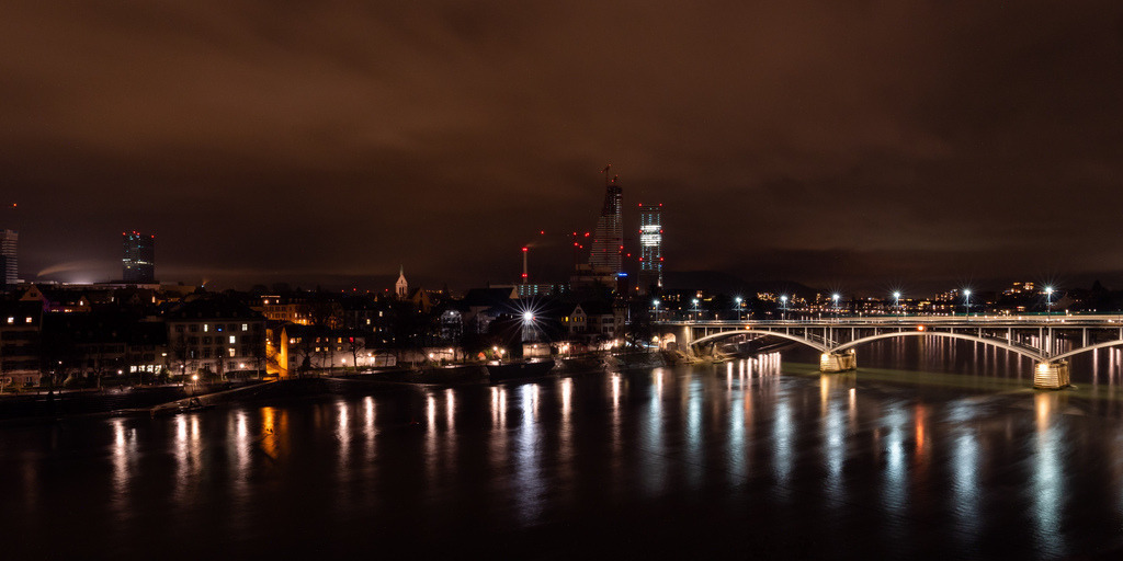 Basel by Night | colour, farbig - Realisiert mit Pictrs.com