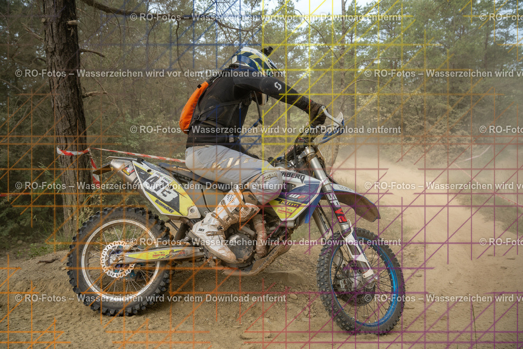 Niederwürzbach 4 Lauf-980 | Sportfotografie von RO-Fotos: Motorsport, Motocross, Enduro, Laufveranstaltungen und Triathlon. Professionelle Fotos von Sportlern und Events. - Realisiert mit Pictrs.com