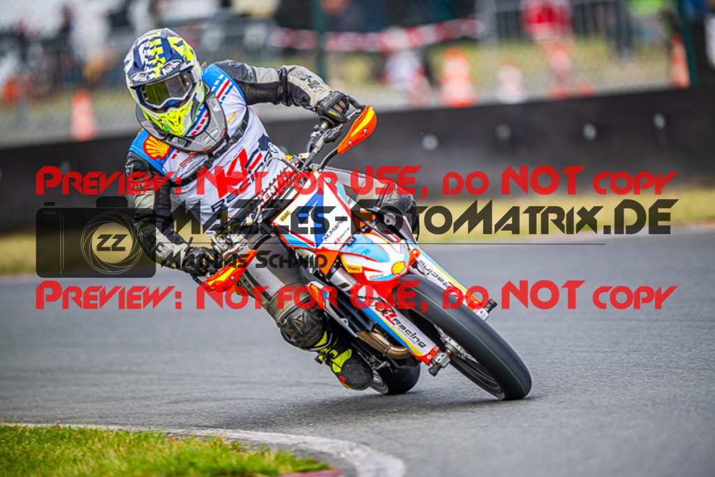 MaZZes_FotoMatrix_231001_2209 | S3