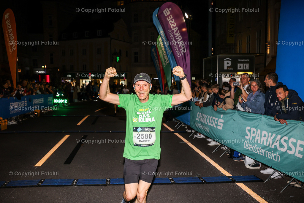 A-BINDER_20240926_0162 | Linz  AUSTRIA,26.Sept..2024 -Night Run Linz, Image shows Photo: Sportmediapics.com/ Manfred Binder