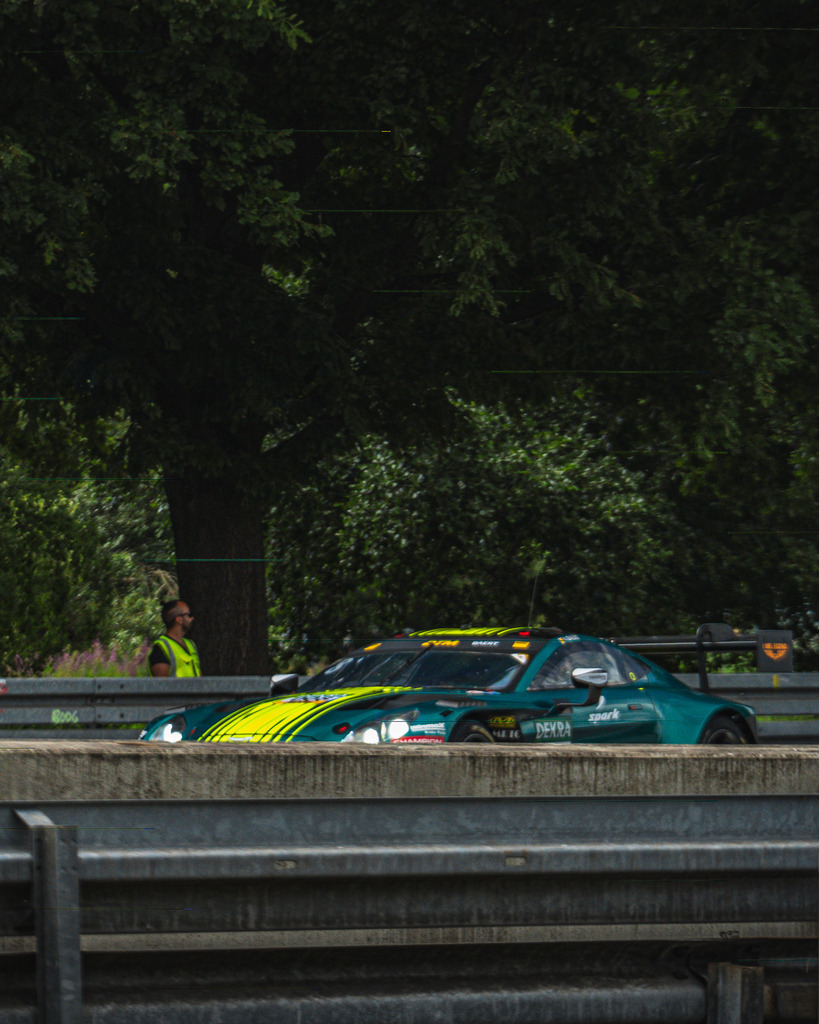 TXO06318 | Exklusive Motorsport-Fotografie aus Leipzig von TXO Media – für Rennfahrer, Teams & Sponsoren. Sausemuth liefert starke Bilder, die Emotion zeigen. Jetzt buchen & glänzen! - Realisiert mit Pictrs.com