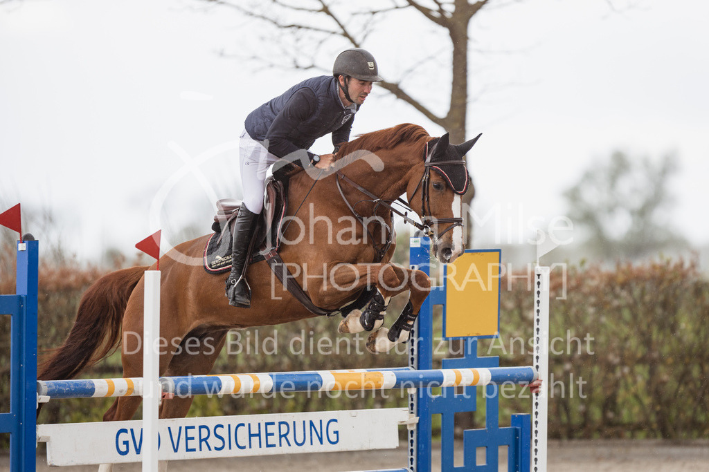 230425_Lemwerder_03SprPf-L-322 | Deine schönsten Turniermomente als professionelle Fotos! Entdecke hochwertige Pferdesport-Fotografie im Online-Shop. Jetzt Fotos finden & bestellen!