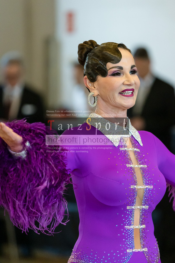 20240525_RL-Masters3-Std_7605 | Tanzsportbilder, Standardtanz, Lateintanz, WDSF, DTV, LTVB, dancecomp, goc, hessen tanzt, blaues band der spree, walzer, tango, wiener walzer, slowfox, quickstepp, samba, rumba, cha-cha-cha, paso doble. jive, hd-kroft photography, turniertanzsport