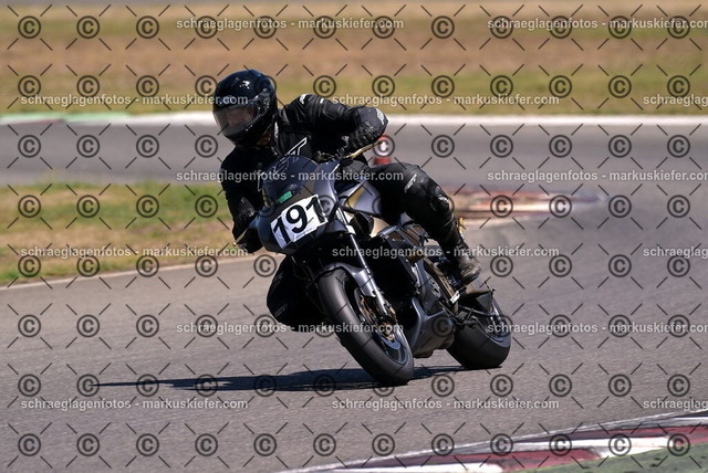 26bt04-1263 | markuskiefer.com - Realisiert mit Pictrs.com