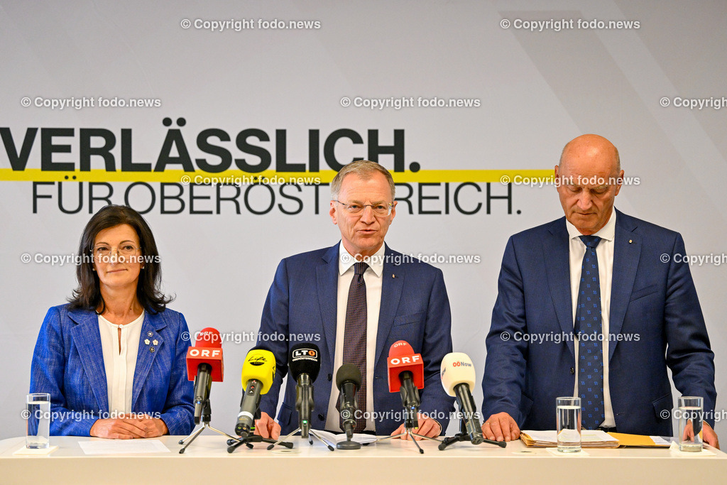 Pressekonferenz OoeVP stellt personelle Weichen_ 05.07.2024-63 | 05.07.2024, Linz, AUT, Pressekonferenz OoeVP stellt personelle Weichen - Verlaesslich fuer Oberoesterreich, im Bild Margit Angerlehner (VP, LAbg.), LH Thomas Stelzer (VP, Landeshauptmann Ooe), Christian Doerfel (VP, LAbg., Klubobmann, Bgm. Steinbach an der Steyr)
